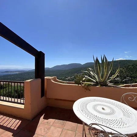 Appartement Avec Piscine, Parking Et Climatisation A Valmer - Fr-1-100-343